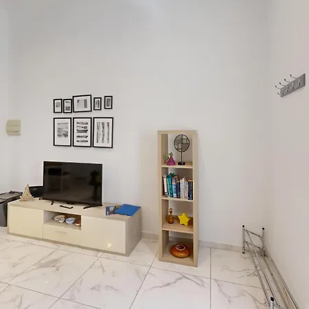 Seaside Steps Away From The Sea شقة *