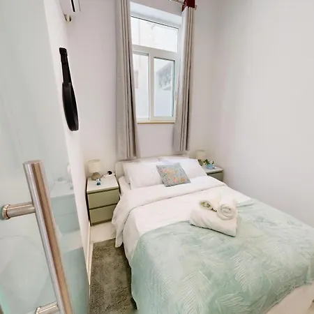 Apartamento Seaside Steps Away From The Sea Gzira