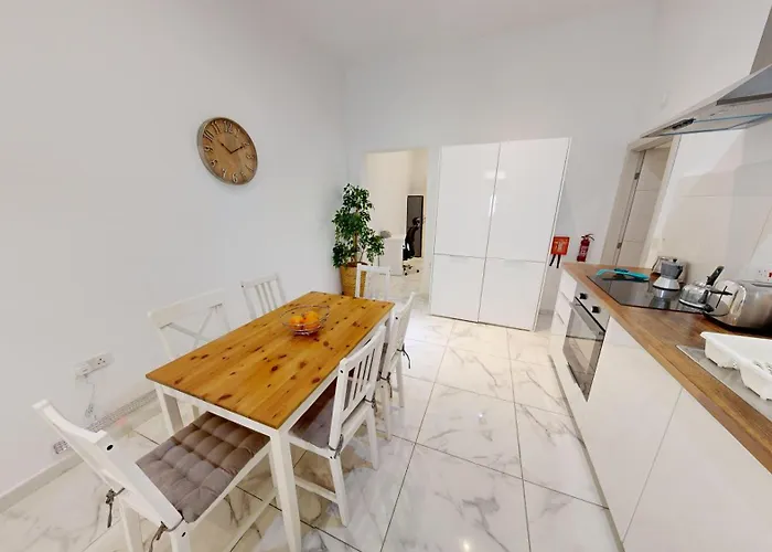 Seaside Steps Away From The Sea 아파트 그지라